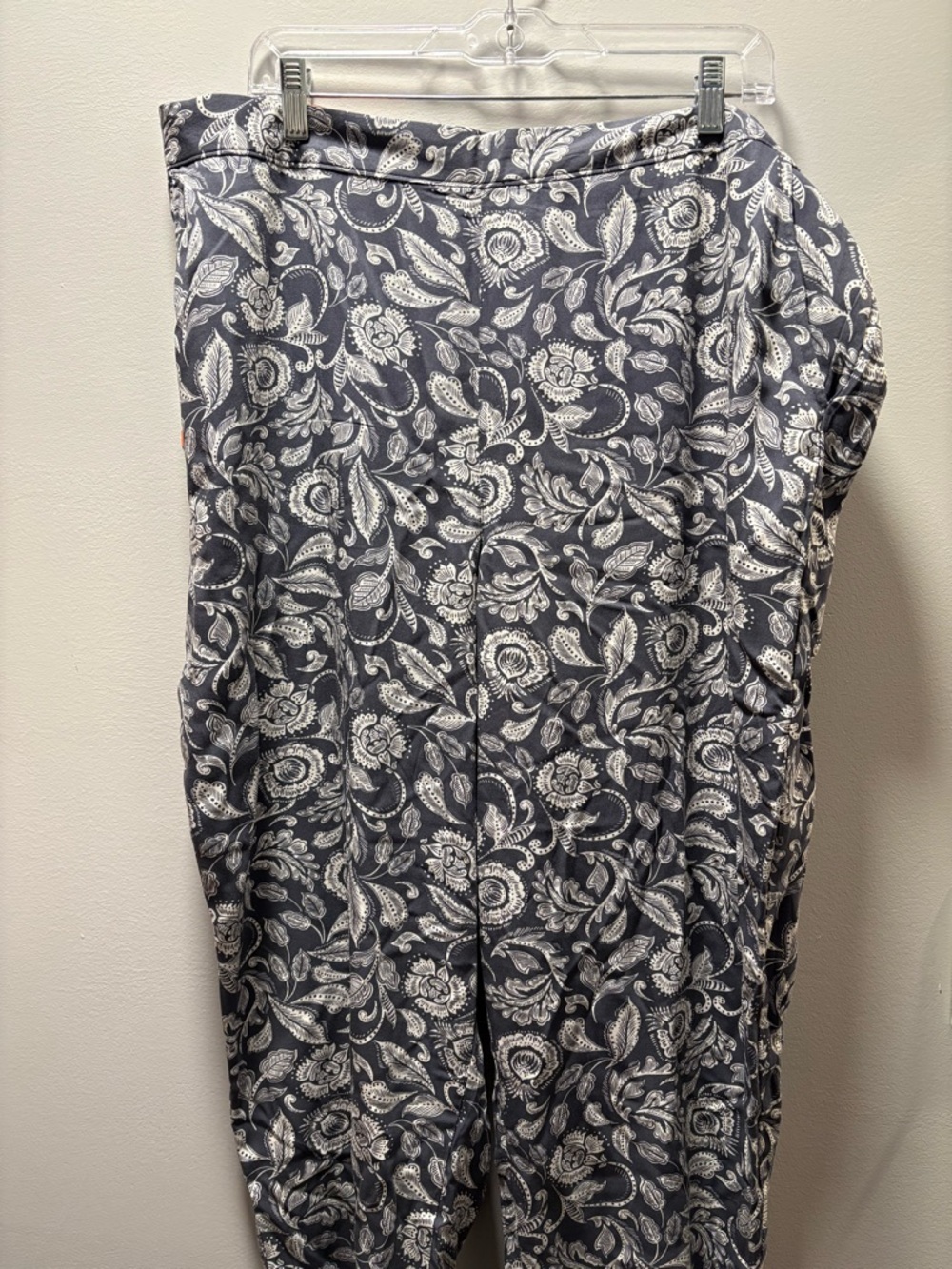 NWT Jessica Simpson Pant Batik Flora - Picture 5 of 12